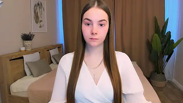 Maddy Wood  online show from February 17, 2026, 8:22 am