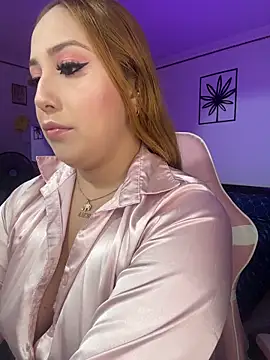 Kiarhatrixie1 online show from March 30, 2026, 4:19 pm