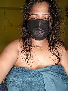 Snapshot of NISHHAA chatting on July 4, 2026, 12:22 pm NISHHAA online show from July 4, 2026, 12:22 pm