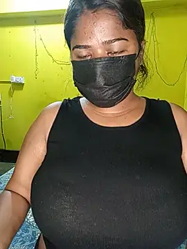 Snapshot of NISHHAA chatting on July 7, 2026, 8:24 pm NISHHAA online show from July 7, 2026, 8:24 pm