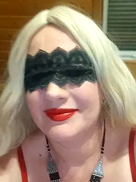 Chantal6996 online show from March 2, 2026, 8:37 pm