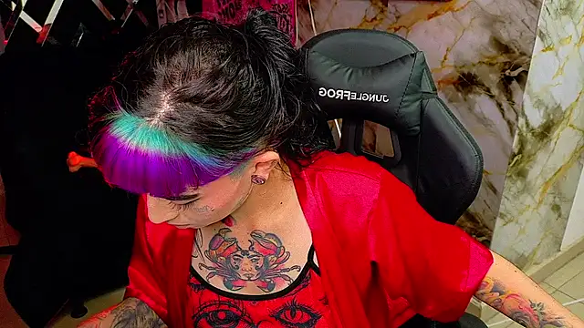 nova kitttyy online show from March 25, 2026, 10:43 am