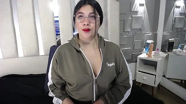 Snapshot of belen_green chatting on June 18, 2026, 11:14 am belen green online show from June 18, 2026, 11:14 am