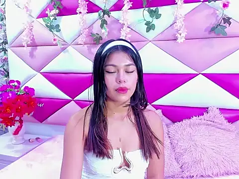 alana deivis online show from February 25, 2026, 2:43 am