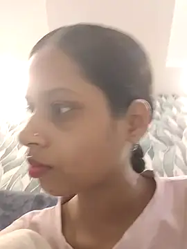Rani1993 online show from May 5, 2026, 5:54 pm