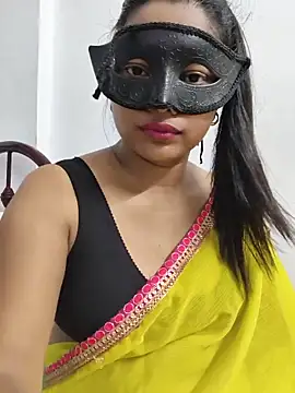 Cute-aryaa online show from June 3, 2026, 4:56 pm