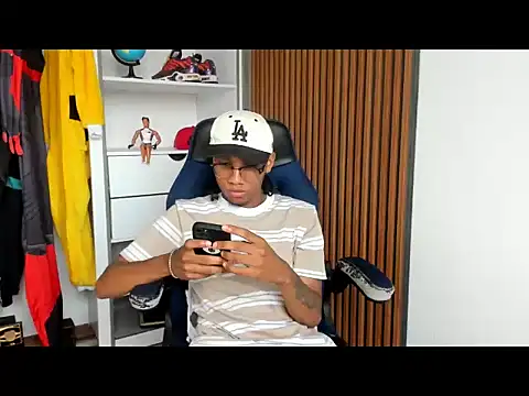 Snapshot of yandi_hot chatting on March 2, 2026, 2:13 pm yandi hot online show from March 2, 2026, 2:13 pm