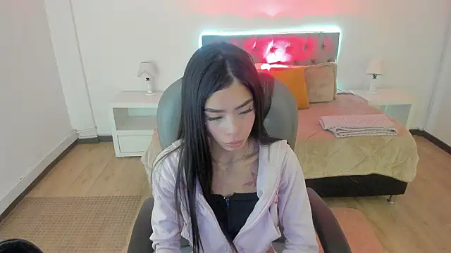 Snapshot of GuggaHell chatting on March 3, 2026, 12:22 pm GuggaHell online show from March 3, 2026, 12:22 pm