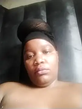 Snapshot of bigboobsy chatting on March 2, 2026, 7:48 am bigboobsy online show from March 2, 2026, 7:48 am