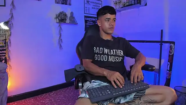 Snapshot of Rob_zaens33 chatting on February 28, 2026, 2:29 pm Rob zaens33 online show from February 28, 2026, 2:29 pm