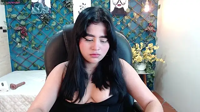 Snapshot of mila_quin chatting on June 28, 2026, 12:00 pm mila quin online show from June 28, 2026, 12:00 pm