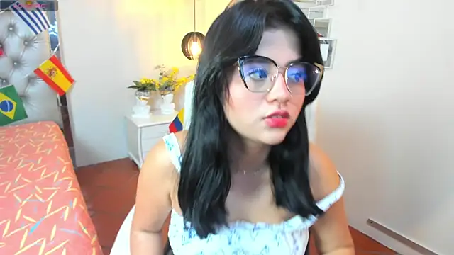 Snapshot of mila_quin chatting on July 6, 2026, 8:00 pm mila quin online show from July 6, 2026, 8:00 pm