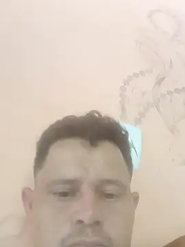 Snapshot of euchapo99 chatting on February 17, 2026, 3:40 pm euchapo99 online show from February 17, 2026, 3:40 pm