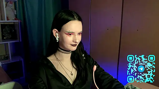 MabelDefina online show from April 4, 2026, 1:08 pm