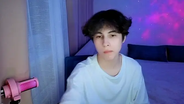  LukaHayes  online show from March 6, 2026, 5:42 pm