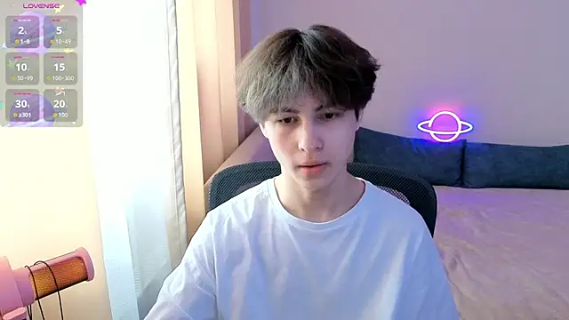  LukaHayes  online show from April 3, 2026, 12:25 pm