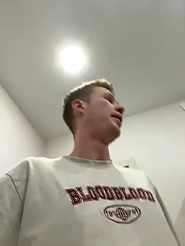 jelisiven online show from April 6, 2026, 3:35 pm