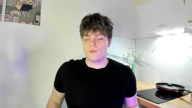  hetero online show from February 19, 2026, 7:54 pm