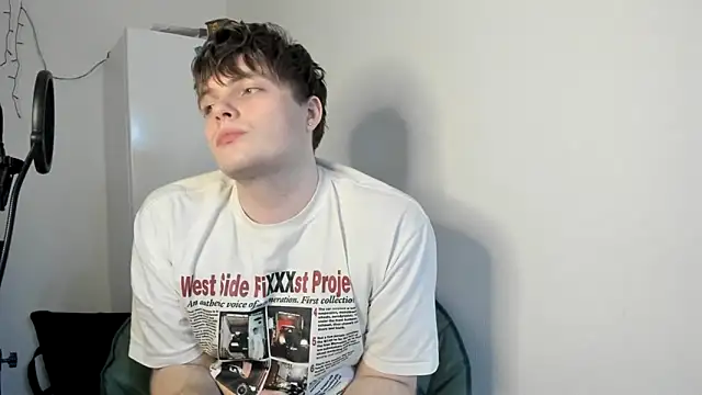  hetero online show from February 21, 2026, 7:15 pm