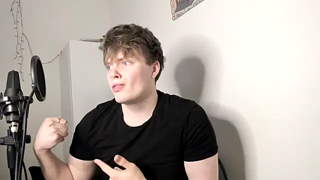  hetero online show from February 22, 2026, 3:32 pm