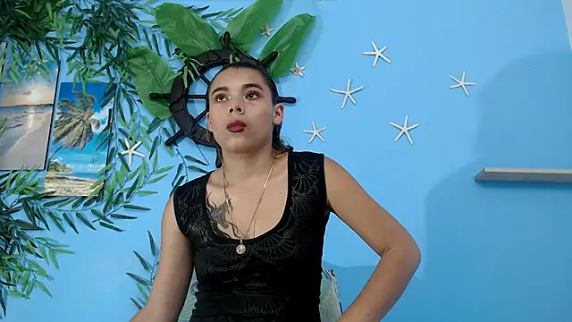 skinnysexy18 online show from July 8, 2026, 8:02 pm