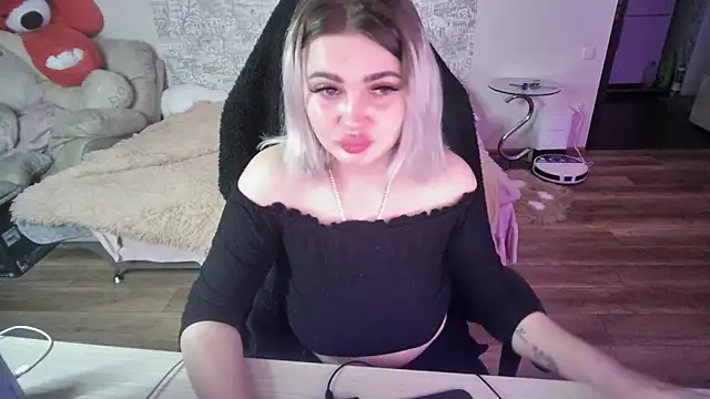 SlankyMic online show from April 1, 2026, 6:16 pm