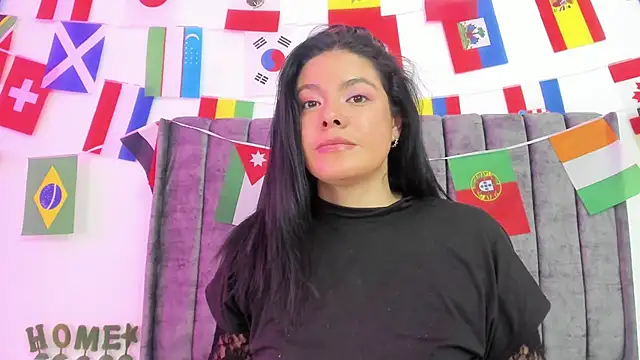 Evelin  thompsson online show from June 30, 2026, 3:18 am
