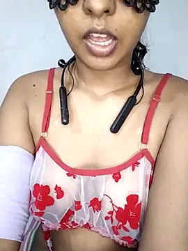 ASHANYA JAYASOORIYA online show from June 18, 2026, 4:33 pm
