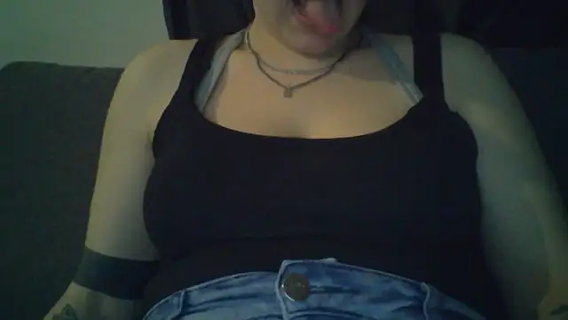 Snapshot of Geileboef28 chatting on February 21, 2026, 6:53 pm Geileboef28 online show from February 21, 2026, 6:53 pm