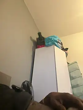 Snapshot of neycrystal001 chatting on February 25, 2026, 8:57 am neycrystal001 online show from February 25, 2026, 8:57 am