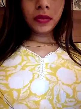 cute girl 29 online show from June 21, 2026, 12:02 am
