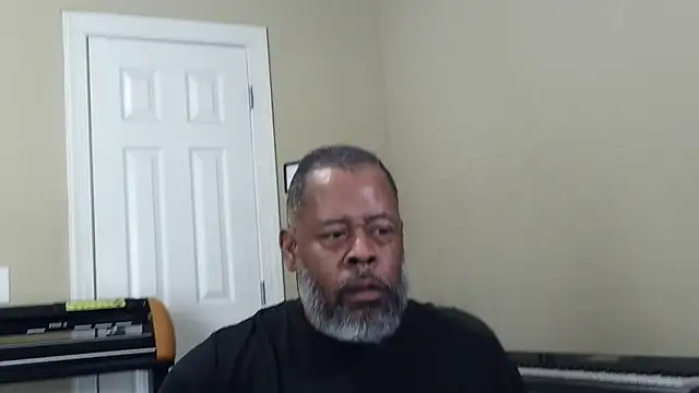 Cleozevo1961 online show from March 26, 2026, 4:12 pm