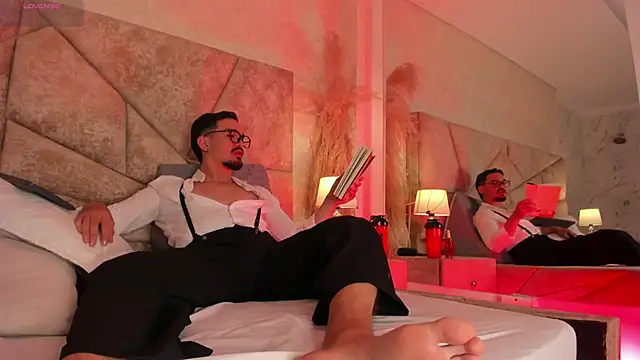 Snapshot of SavageCross1 chatting on February 22, 2026, 7:45 pm SavageCross1 online show from February 22, 2026, 7:45 pm