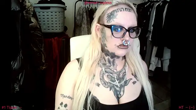 grindhouseho online show from April 19, 2026, 3:39 am