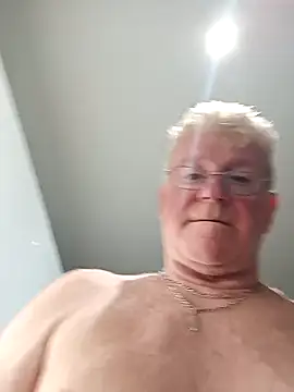 olivbisoumis online show from March 18, 2026, 6:05 am