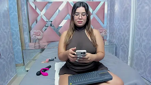 liz ariza4u online show from April 1, 2026, 3:29 am