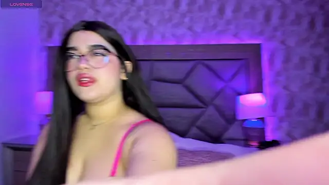 Snapshot of AnniJones chatting on February 22, 2026, 2:56 am AnniJones online show from February 22, 2026, 2:56 am