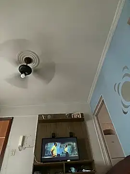 litlleboyeus online show from February 19, 2026, 9:49 am