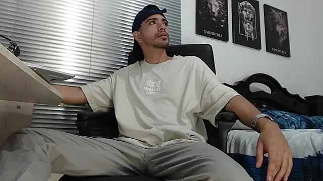 Snapshot of Kratoswolf chatting on February 23, 2026, 4:59 pm Kratoswolf online show from February 23, 2026, 4:59 pm