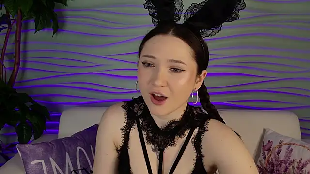 Tiny BunnyX online show from March 31, 2026, 6:25 am