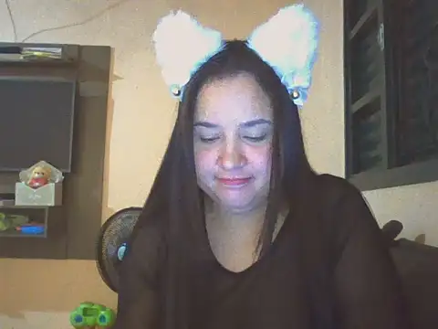 Snapshot of Rebequinha30 chatting on February 24, 2026, 6:44 am Rebequinha30 online show from February 24, 2026, 6:44 am