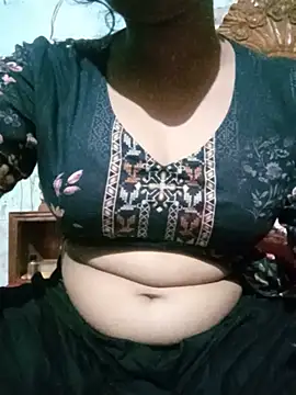BreezySexyGirl69 online show from June 10, 2026, 12:04 pm
