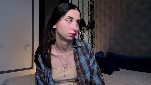 MiguelinaRasmuson online show from March 20, 2026, 11:15 am