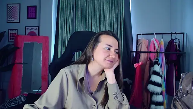 Golden Dragon online show from April 19, 2026, 8:46 am