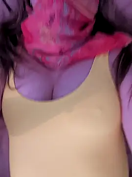 Miss-tease online show from March 5, 2026, 2:13 pm