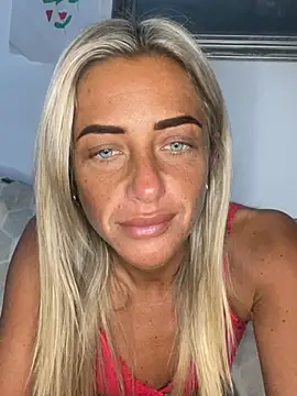 ScarlettGold  online show from March 28, 2026, 5:51 am