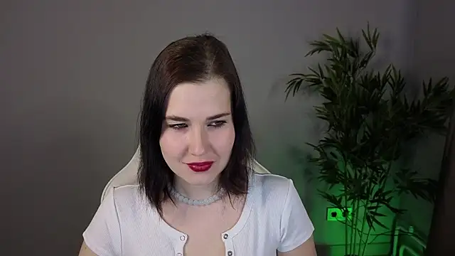 Snapshot of alian_legs chatting on February 23, 2026, 1:14 am alian legs online show from February 23, 2026, 1:14 am