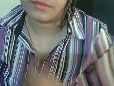 Aniya Hazel online show from March 3, 2026, 11:32 pm