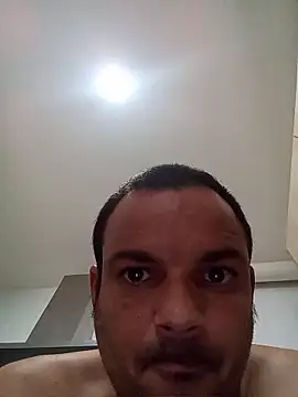 morenitoymorena online show from May 7, 2026, 4:12 pm