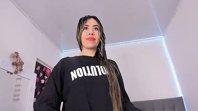 Ariana-Cobos online show from March 3, 2026, 2:56 pm